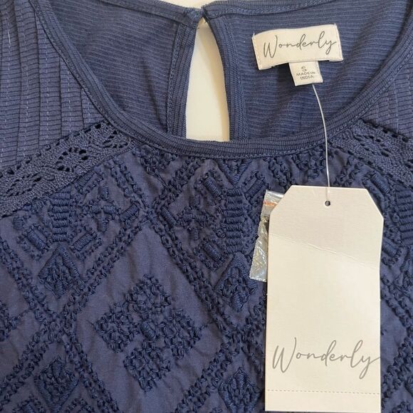 Wonderly Smocked Blouse - Picture 6 of 10